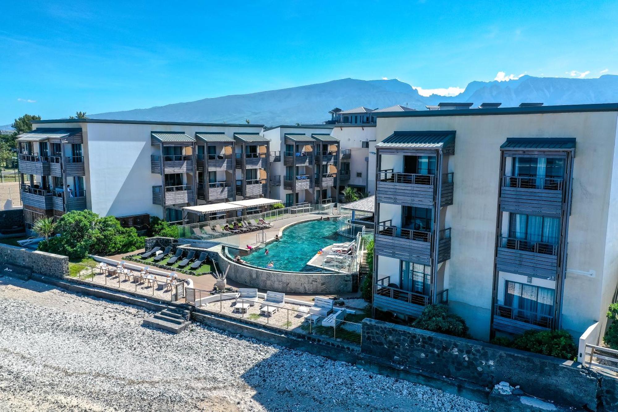 Le Battant Des Lames Hotell Saint Pierre Exteriör bild