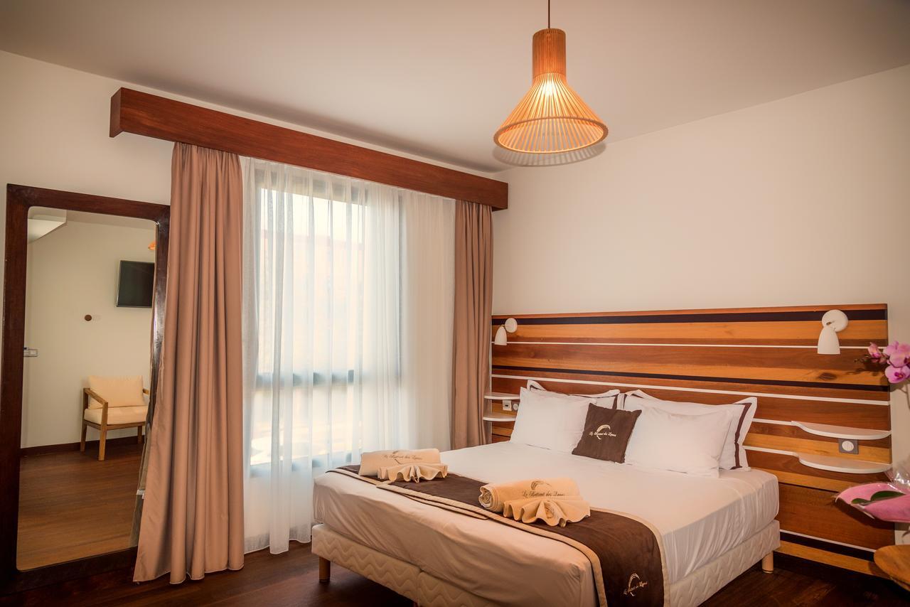 Le Battant Des Lames Hotell Saint Pierre Exteriör bild