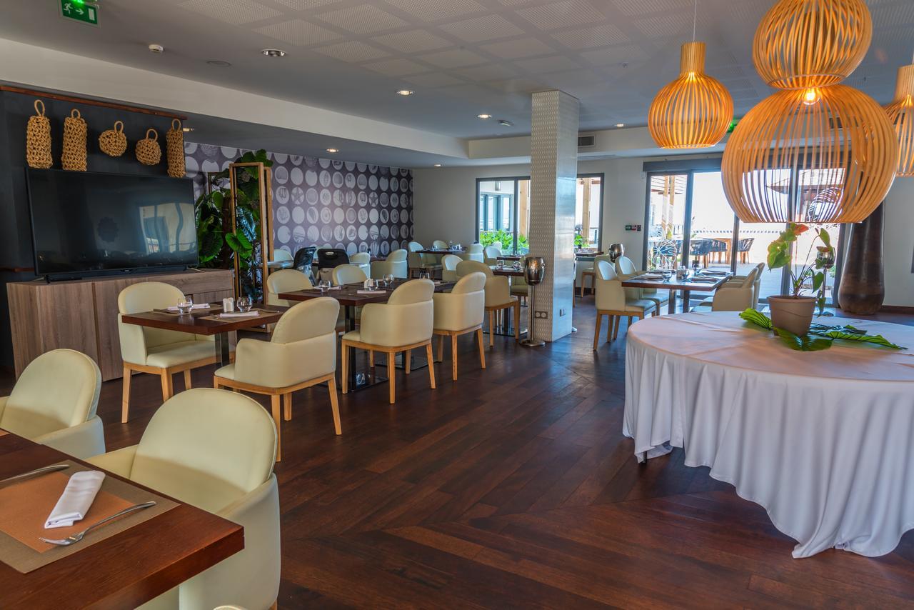 Le Battant Des Lames Hotell Saint Pierre Exteriör bild