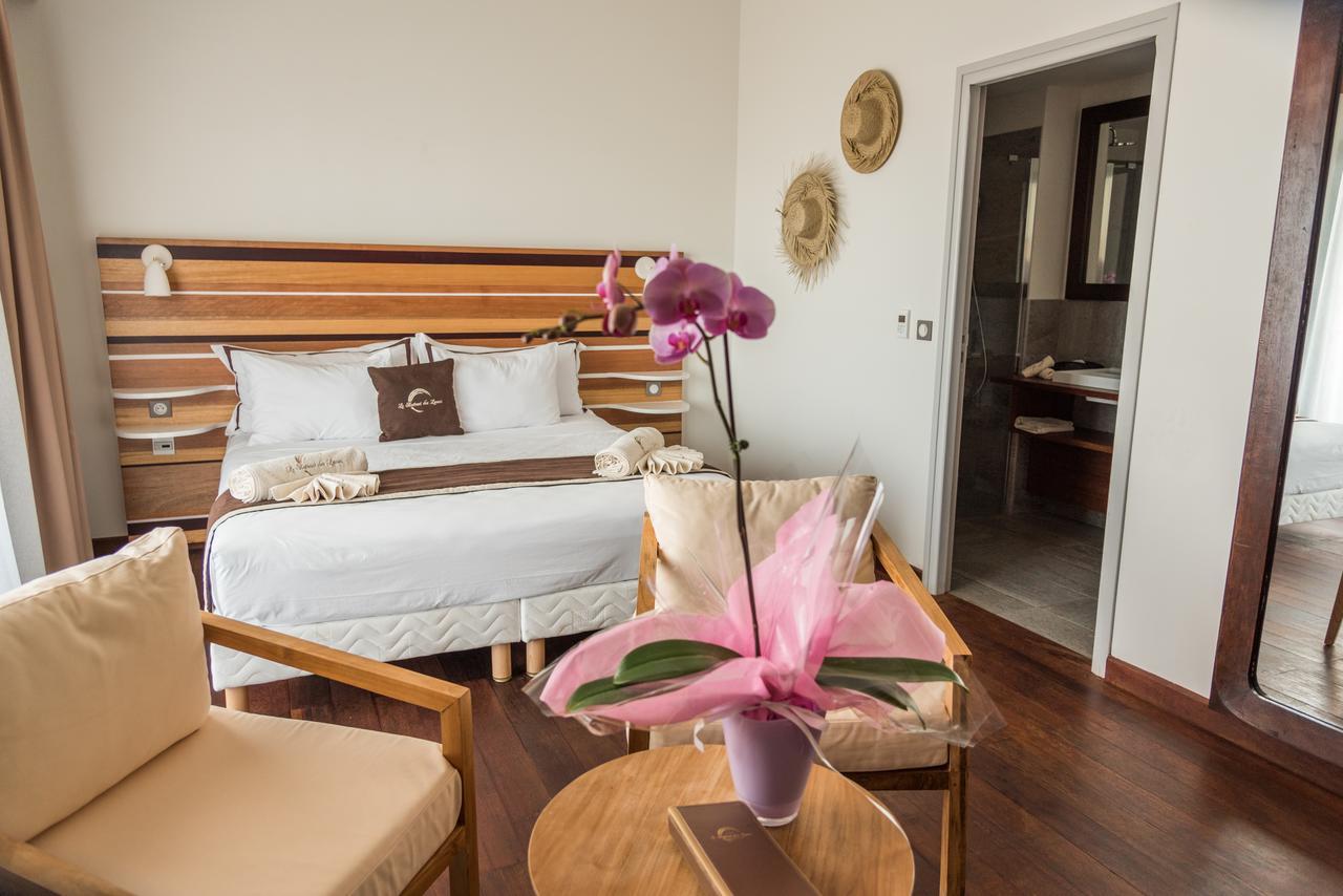 Le Battant Des Lames Hotell Saint Pierre Exteriör bild